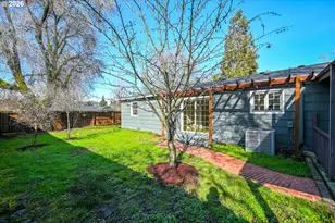 3069 W Sherwood Ave, Roseburg, OR 97471 - Photo 27