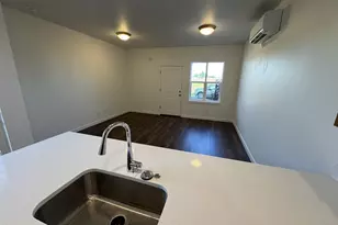 361 SE Kitzmiller Dr, Dallas, OR 97338 - Photo 5