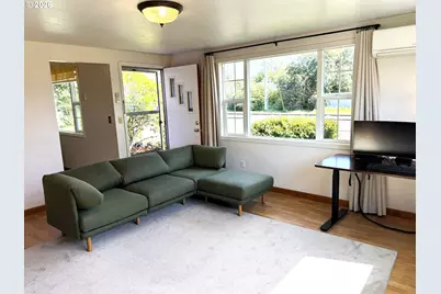 1179 6th St, Florence, OR 97439 - Photo 19