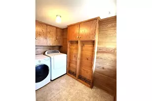 1179 6th St, Florence, OR 97439 - Photo 13