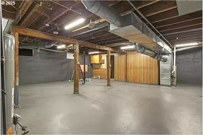 4565 NE 86th Ave, Portland, OR 97220 - Photo 27