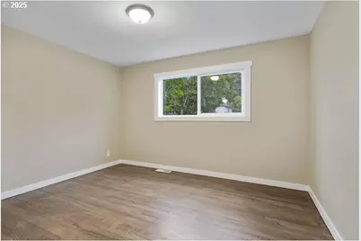 4565 NE 86th Ave, Portland, OR 97220 - Photo 23