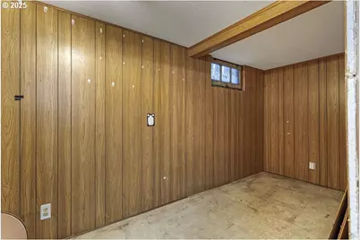 4565 NE 86th Ave, Portland, OR 97220 - Photo 29