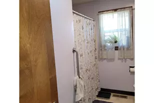 2075 NE Brown Rd, Salem, OR 97305 - Photo 11