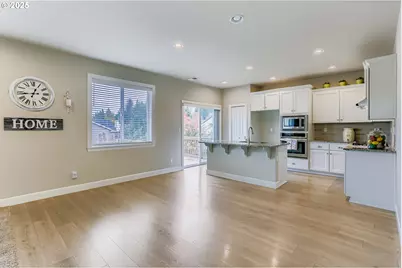 15598 SW Wren Ln, Beaverton, OR 97007 - Photo 11