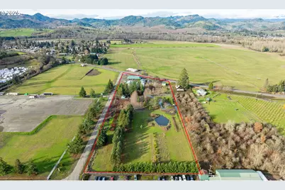 8580 Old Highway 99, Winston, OR 97496 - Photo 35