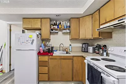 771 21st St SE, Salem, OR 97301 - Photo 11