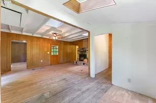 29544 E Road 12, Rhododendron, OR 97049 - Photo 9