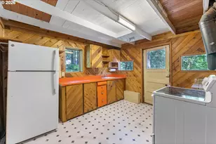 29544 E Road 12, Rhododendron, OR 97049 - Photo 13