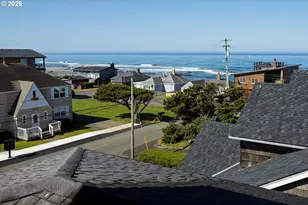 1587 NW 39th St, Lincoln City, OR 97367 - Photo 33