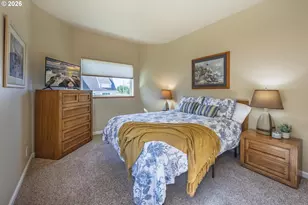 1587 NW 39th St, Lincoln City, OR 97367 - Photo 17