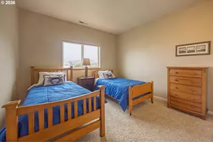 1587 NW 39th St, Lincoln City, OR 97367 - Photo 27