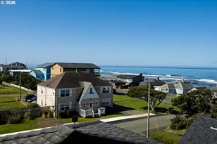 1587 NW 39th St, Lincoln City, OR 97367 - Photo 37