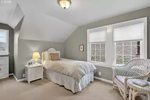 728 NE Royal Ct, Portland, OR 97232 - Photo 23