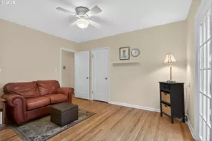 728 NE Royal Ct, Portland, OR 97232 - Photo 15