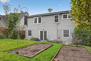 728 NE Royal Ct, Portland, OR 97232 - Photo 41