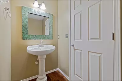 215 NW 150th Way NW, Vancouver, WA 98685 - Photo 17