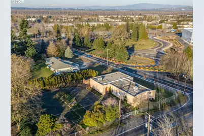 12105 NE Prescott St, Portland, OR 97220 - Photo 17