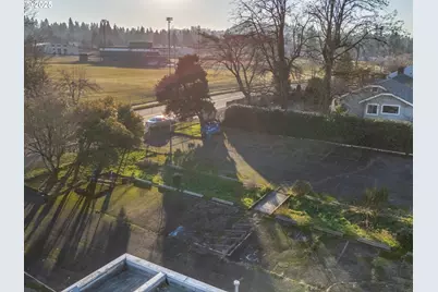 12105 NE Prescott St, Portland, OR 97220 - Photo 29