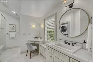 958 S Vacuna St, Portland, OR 97219 - Photo 23