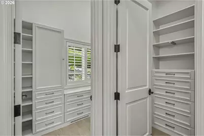 958 S Vacuna St, Portland, OR 97219 - Photo 17