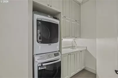 958 S Vacuna St, Portland, OR 97219 - Photo 19