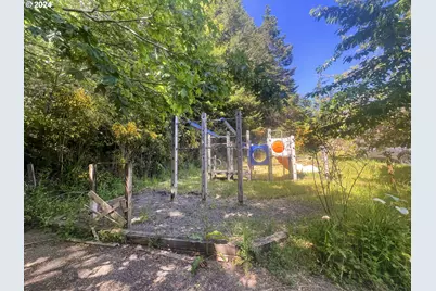 94667 N Bank Pistol River Rd, Pistol River, OR 97444 - Photo 15