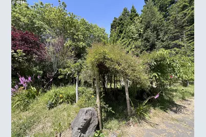 94667 N Bank Pistol River Rd, Pistol River, OR 97444 - Photo 11