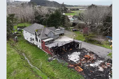 94667 N Bank Pistol River Rd, Pistol River, OR 97444 - Photo 7