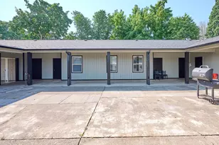 1480 NE Laurel Ave, Woodburn, OR 97071 - Photo 1