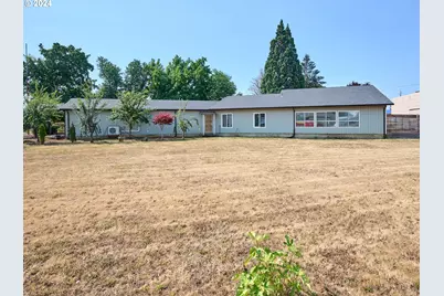 1480 NE Laurel Ave, Woodburn, OR 97071 - Photo 11