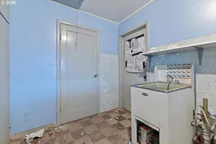 20294 Neil St, Saint Paul, OR 97137 - Photo 19