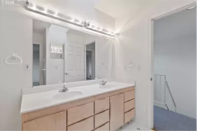 1945 NE 7th Dr, Lincoln City, OR 97367 - Photo 17