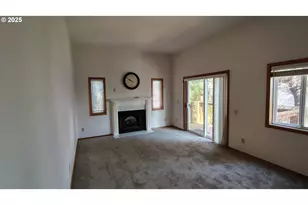 220 Flake St, Port Orford, OR 97465 - Photo 35