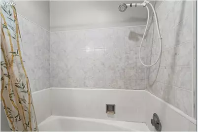 8108 Azalea Glen Rd, Glendale, OR 97442 - Photo 15