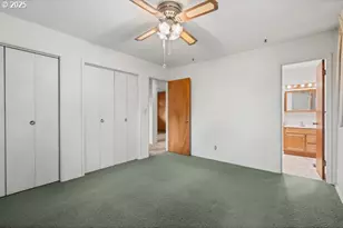 8108 Azalea-Glen Rd, Glendale, OR 97442 - Photo 13