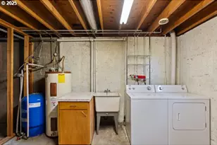 8108 Azalea-Glen Rd, Glendale, OR 97442 - Photo 33