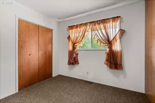 8108 Azalea-Glen Rd, Glendale, OR 97442 - Photo 19