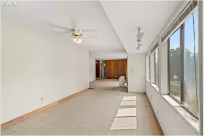 8108 Azalea Glen Rd, Glendale, OR 97442 - Photo 5