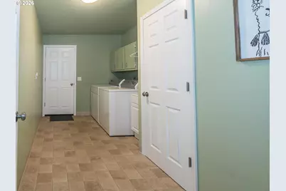 685 NE Paloma Ave, Gresham, OR 97030 - Photo 27