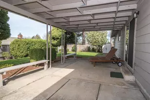 685 NE Paloma Ave, Gresham, OR 97030 - Photo 31