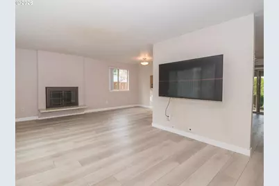 685 NE Paloma Ave, Gresham, OR 97030 - Photo 5