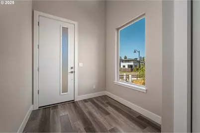 16832 SE Shimmering Leaf St, Happy Valley, OR 97086 - Photo 5