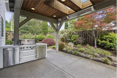 19302 Riverwood Ln, Lake Oswego, OR 97035 - Photo 37