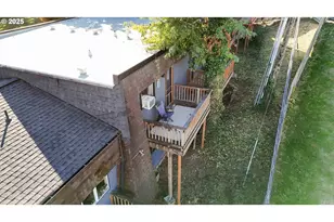 105 James St, Longview, WA 98632 - Photo 35