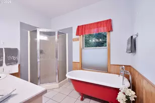 18055 Elk Meadows Ln, Tillamook, OR 97141 - Photo 23