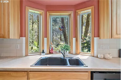 18055 Elk Meadows Ln, Tillamook, OR 97141 - Photo 15