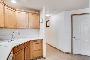 5502 NE 89th Ave, Vancouver, WA 98662 - Photo 9