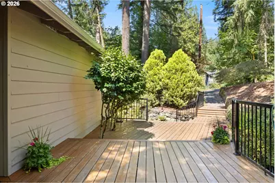 2885 SW 89th Ave, Portland, OR 97225 - Photo 3