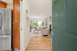 2885 SW 89th Ave, Portland, OR 97225 - Photo 5